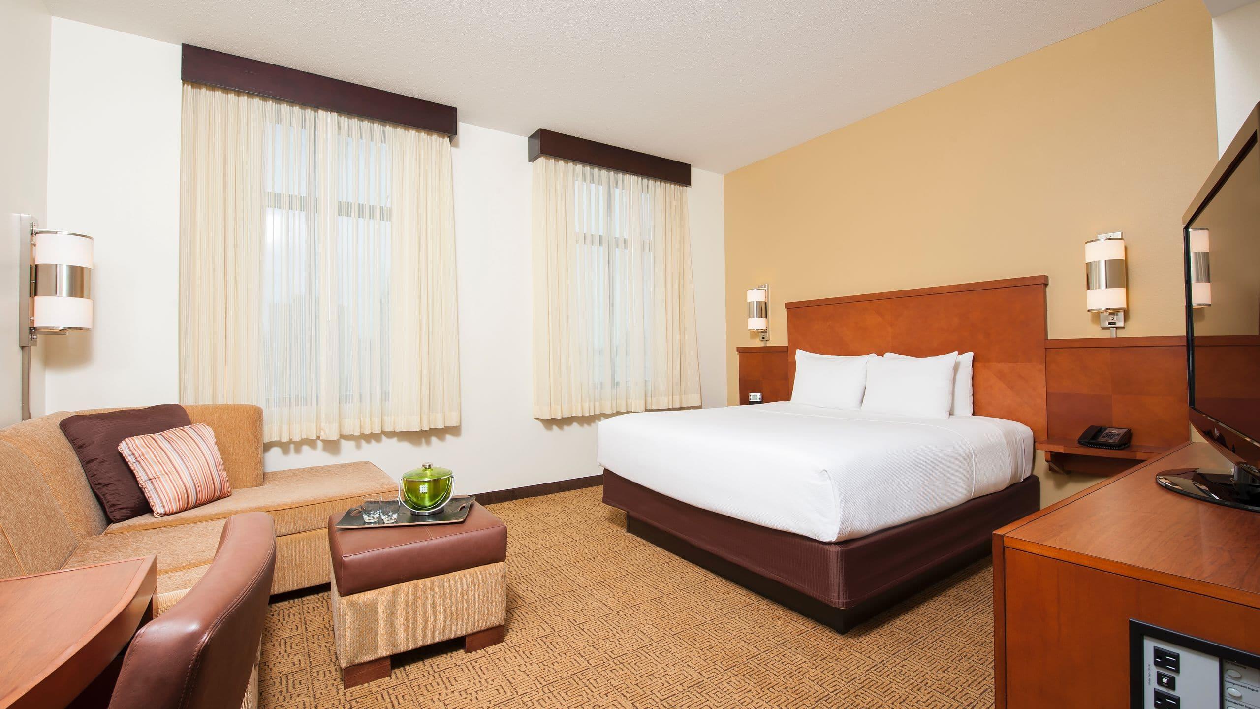 Hyatt Place Des Moines Downtown Exterior foto